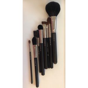 MAC and MAC Pro brushes. Read listing